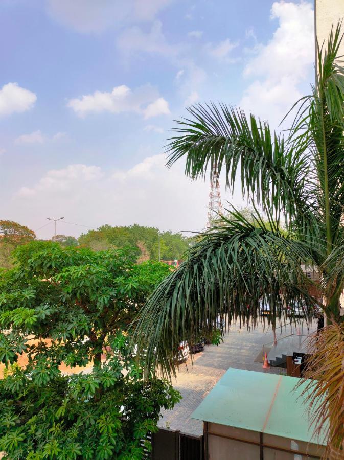 Hotel Karan Vilas Agra  Dış mekan fotoğraf