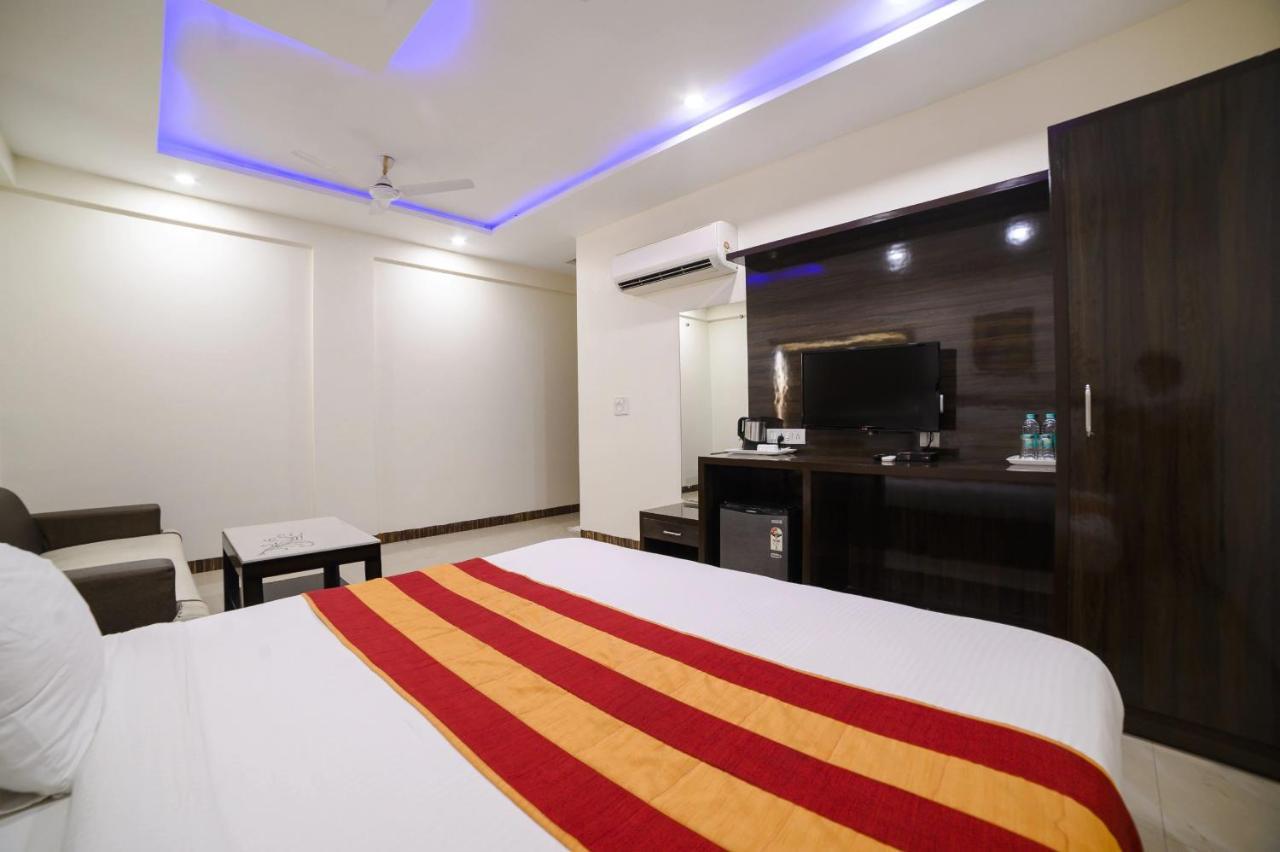 Hotel Karan Vilas Agra  Dış mekan fotoğraf