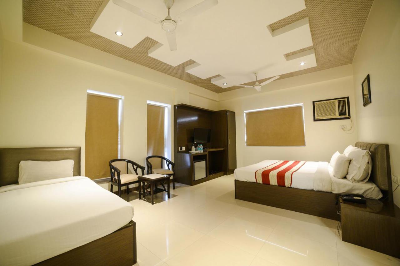 Hotel Karan Vilas Agra  Dış mekan fotoğraf