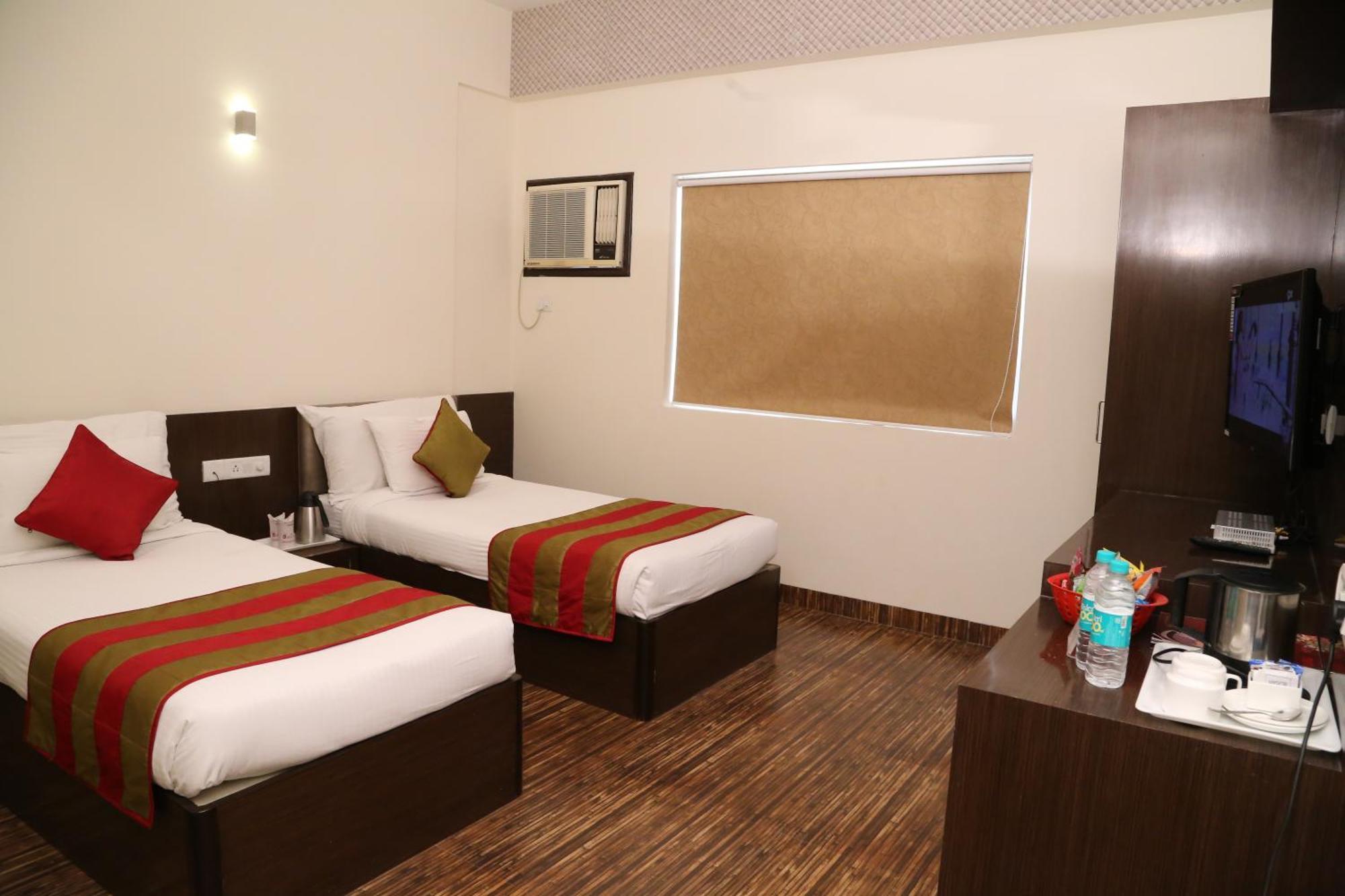Hotel Karan Vilas Agra  Dış mekan fotoğraf